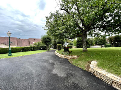 Maison - 110 m² - 6 pièces