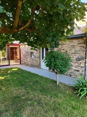 Maison traditionnelle - 225 m² - 7 pièces