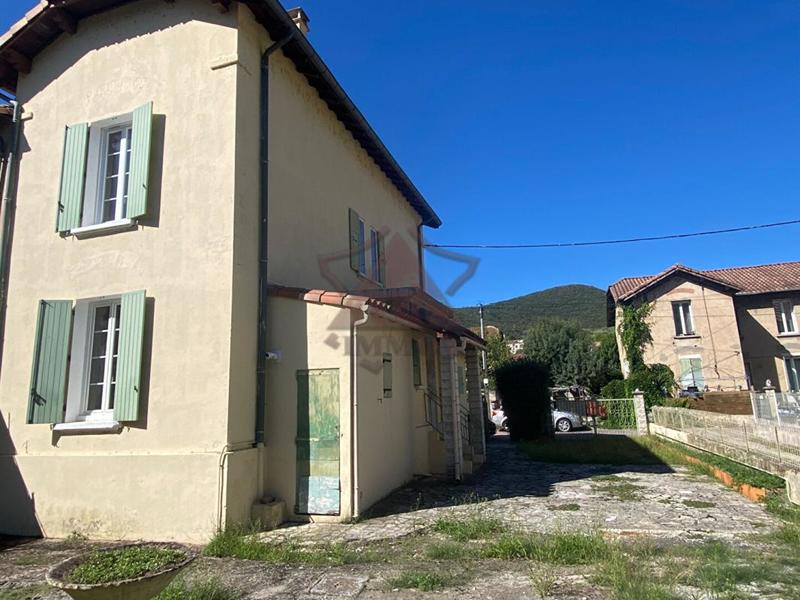 Maison - 79 m² - 4 pièces