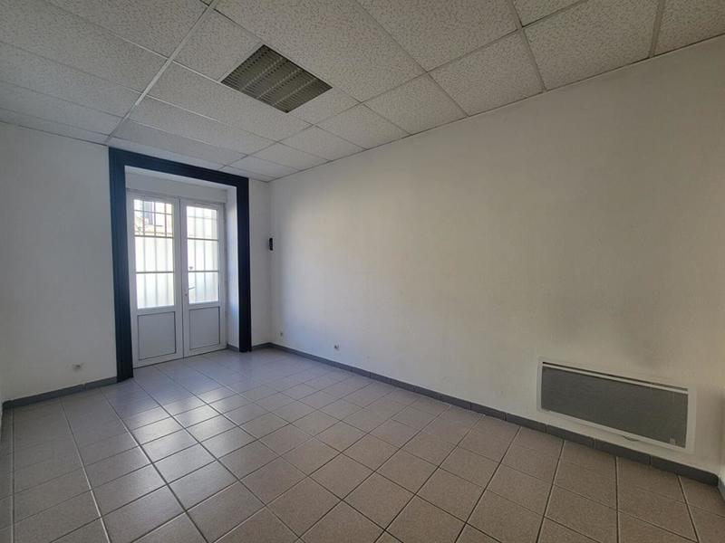 Local d'activité / Entrepôt - 94 m²