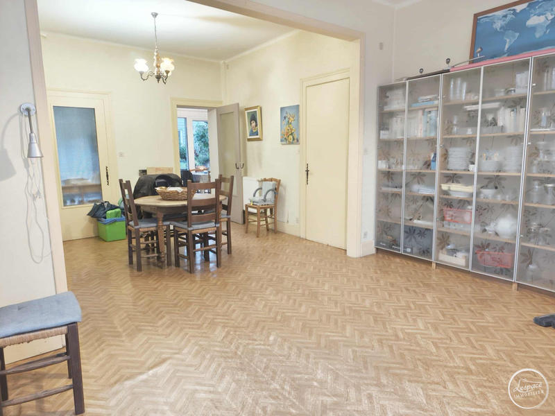 Maison - 150 m² - 8 pièces