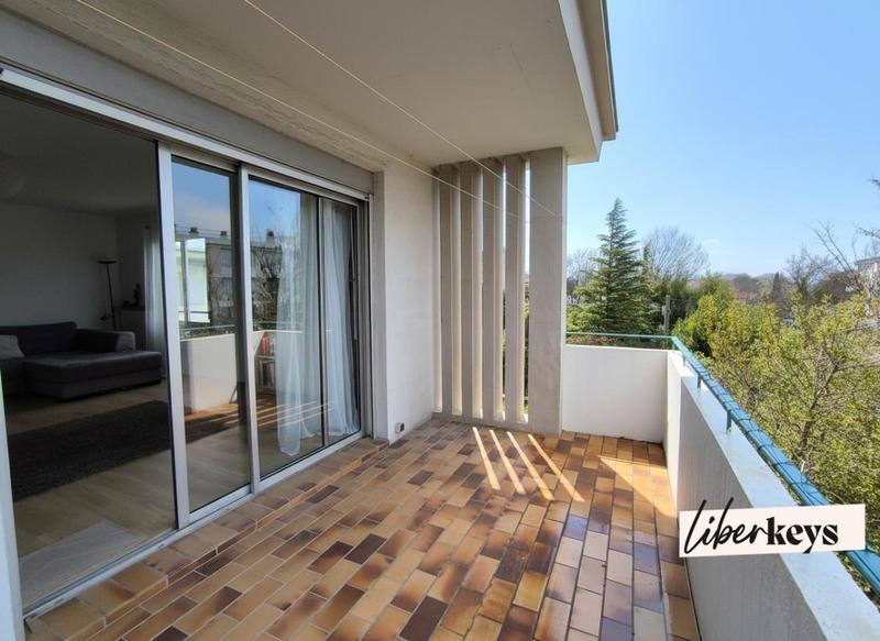 Appartement - 83 m² - 3 pièces