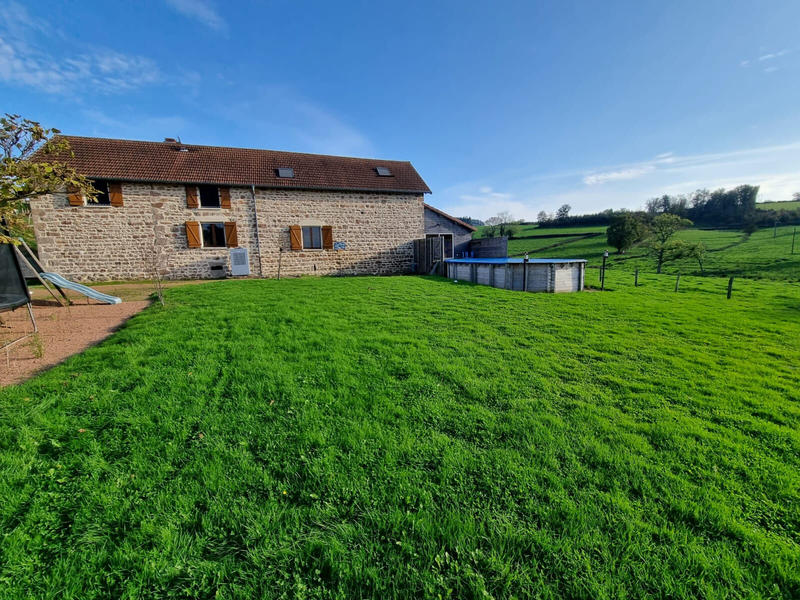 Maison - 232 m² - 8 pièces