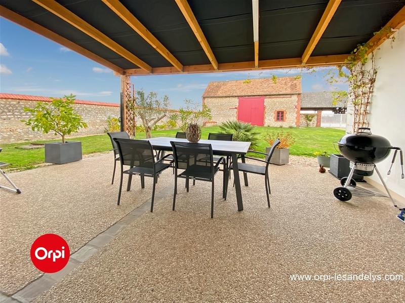 Corps de ferme - 160 m² - 6 pièces