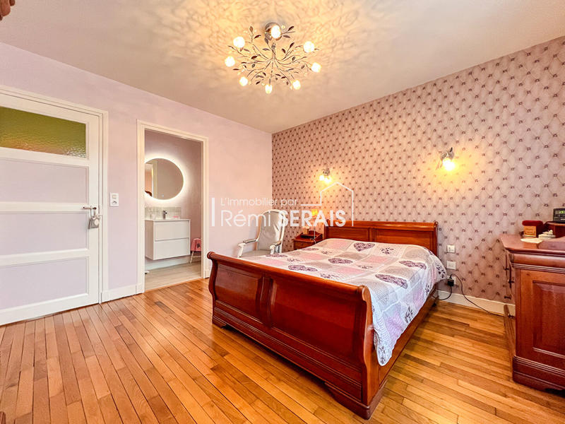 Appartement - 140 m² - 5 pièces