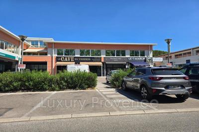 Local commercial - 61 m² - 2 pièces