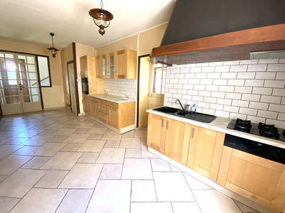 Maison - 165 m² - 7 pièces