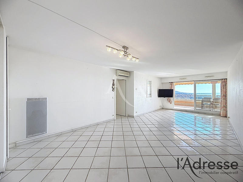 Appartement - 104 m² - 4 pièces