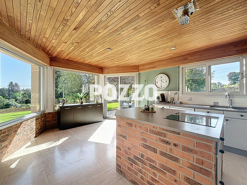 Maison - 139 m² - 6 pièces