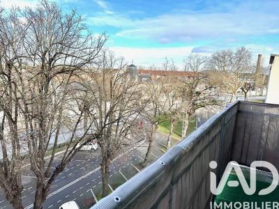 Appartement - 75 m² - 3 pièces