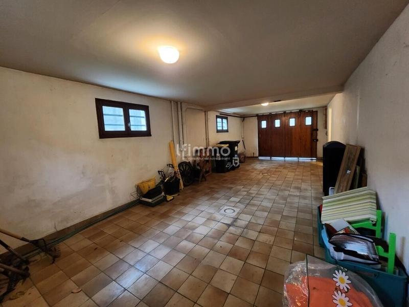 Pavillon - 155 m² - 9 pièces