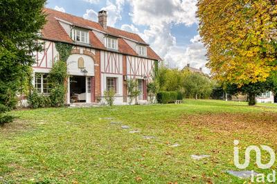 Maison - 196 m² - 7 pièces