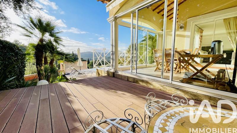 Maison - 125 m² - 6 pièces