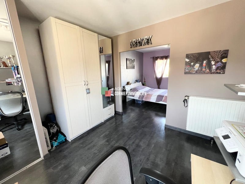 Maison - 180 m² - 7 pièces