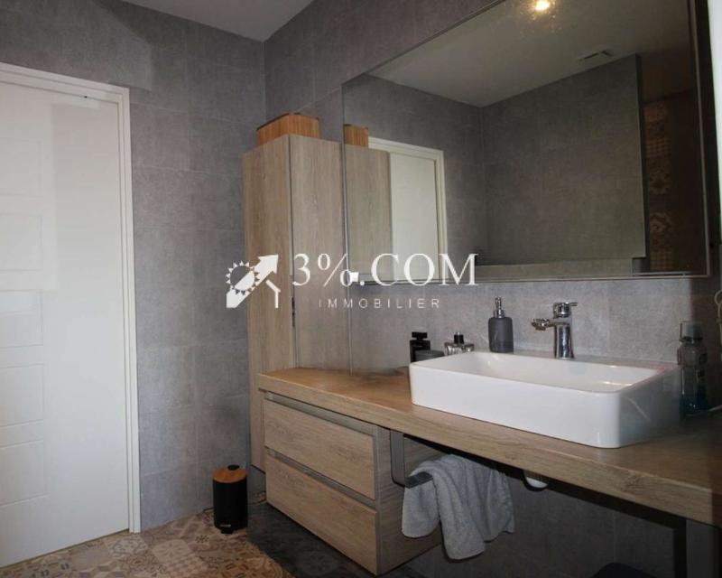 Maison - 225 m² - 1 pièce