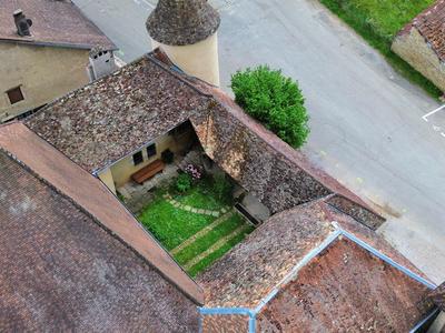 Demeure - 407 m² - 12 pièces