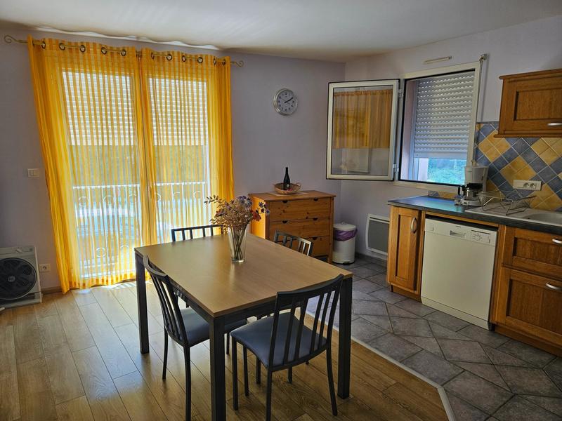 Maison de village - 90 m² - 5 pièces