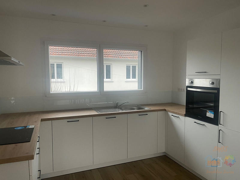 Appartement - 96 m² - 4 pièces