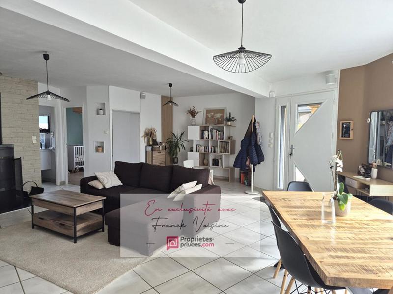 Maison - 121 m² - 7 pièces