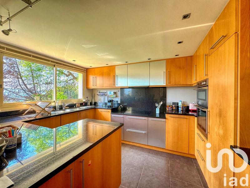 Maison de maîtres - 313 m² - 10 pièces