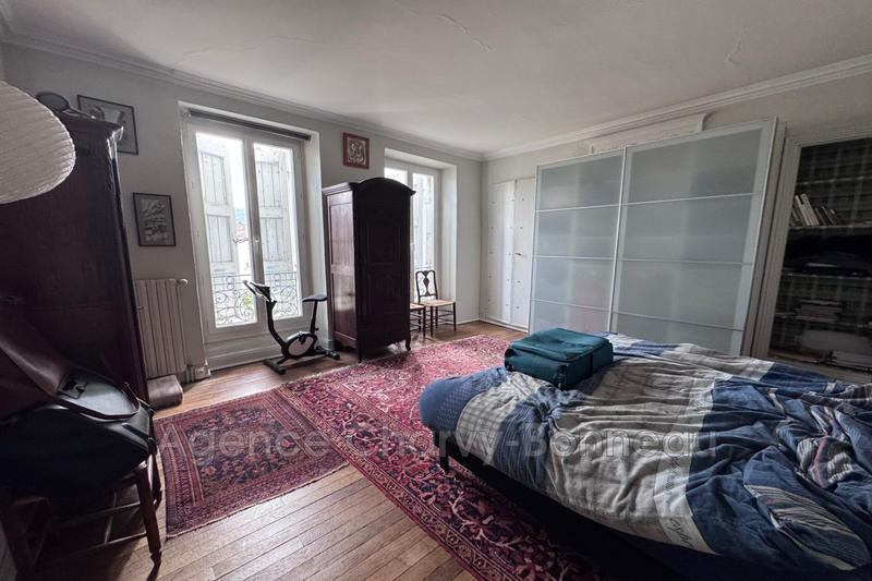 Maison de ville - 359 m² - 10 pièces