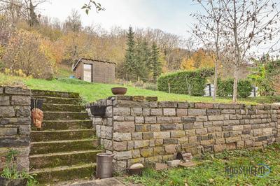 Maison - 98 m² - 5 pièces