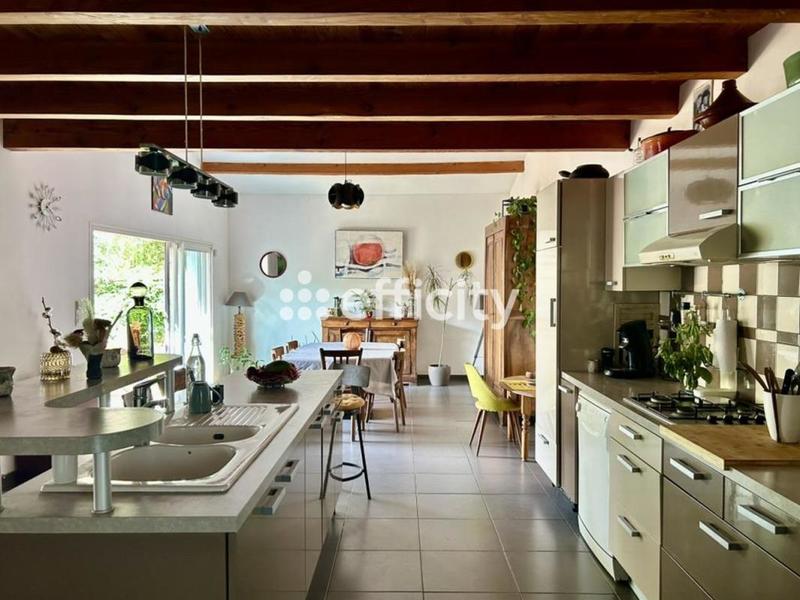 Maison - 105 m² - 5 pièces