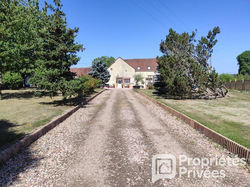 Corps de ferme - 160 m² - 6 pièces