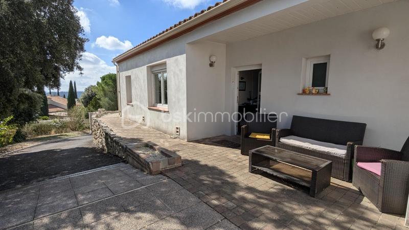 Maison - 227 m² - 8 pièces