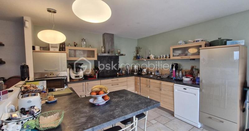 Propriété - 140 m² - 7 pièces