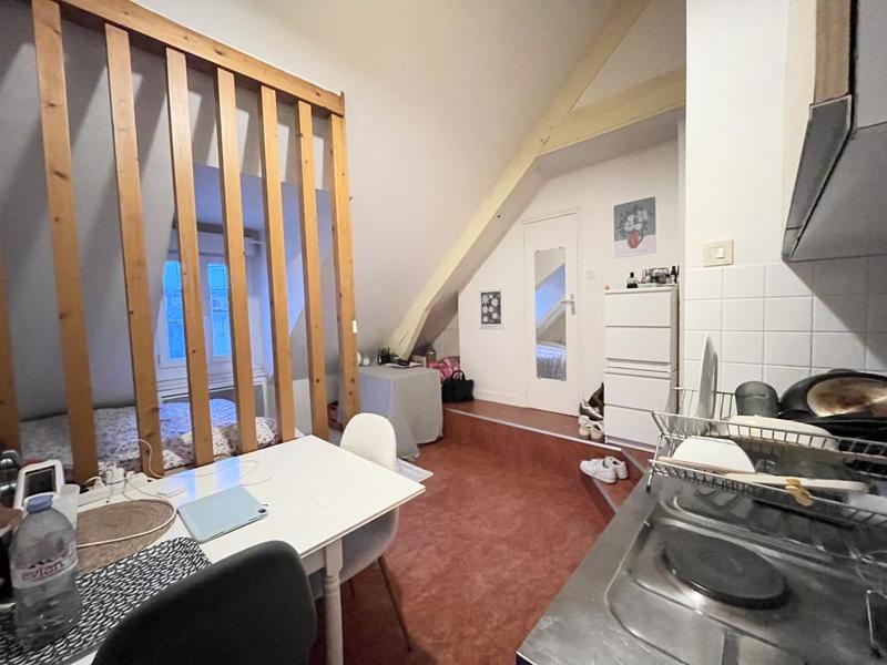 Studio - 13 m² - 1 pièce