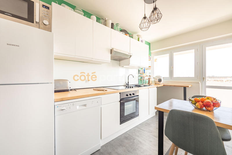 Appartement - 79 m² - 4 pièces