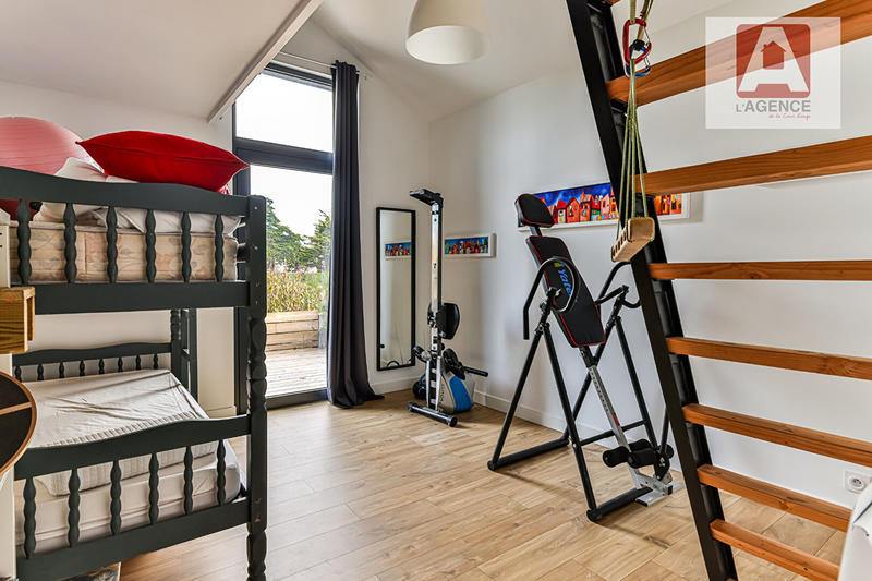 Maison - 110 m² - 4 pièces