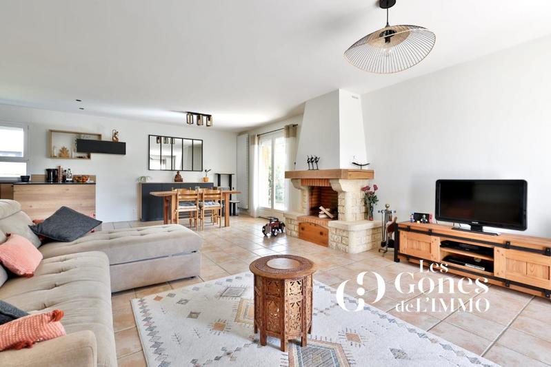 Maison - 140 m² - 4 pièces