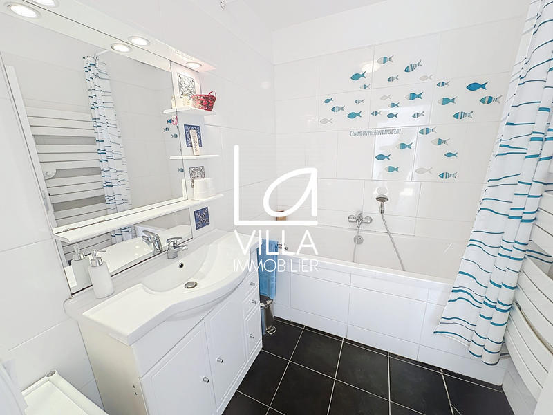 Maison traditionnelle - 130 m² - 5 pièces