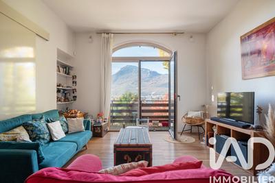 Maison - 176 m² - 7 pièces