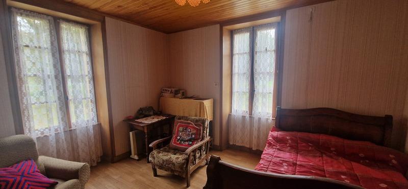 Maison en pierre - 95 m² - 5 pièces