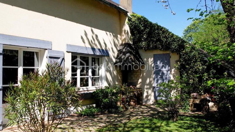 Propriété - 283 m² - 7 pièces