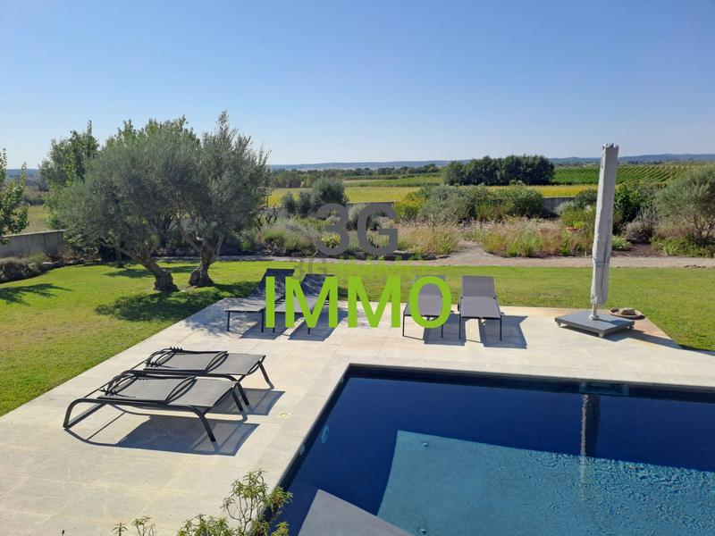 Maison en pierre - 202 m² - 7 pièces