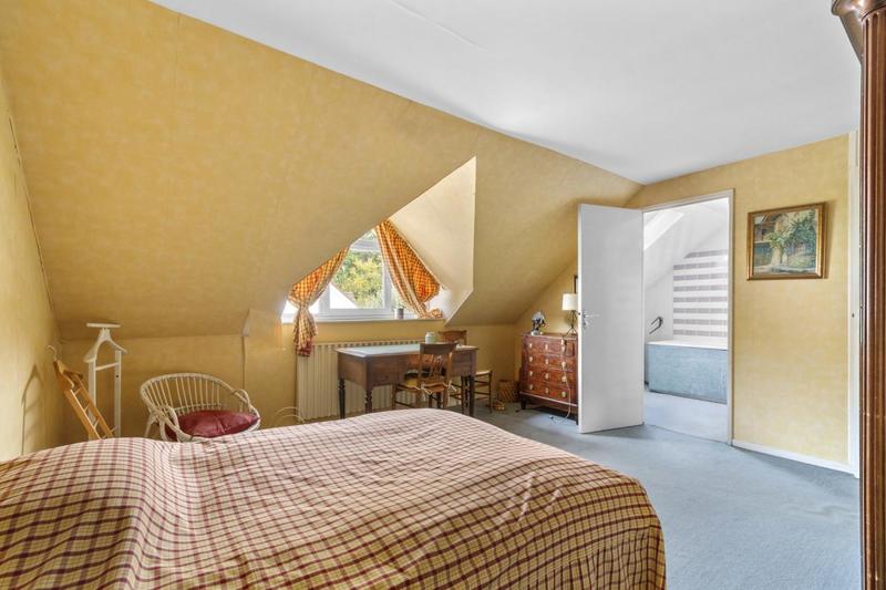 Maison - 160 m² - 8 pièces