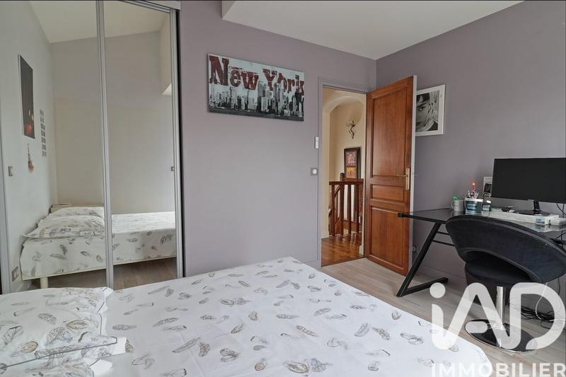 Maison - 189 m² - 8 pièces