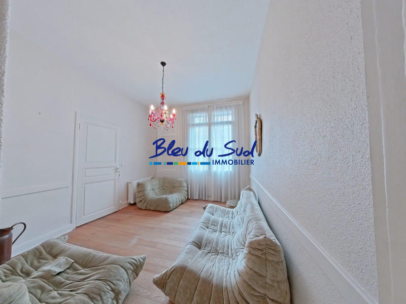 Maison - 196 m² - 10 pièces