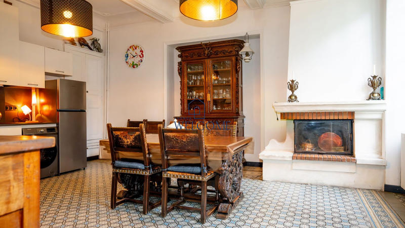 Château - 167 m² - 3 pièces