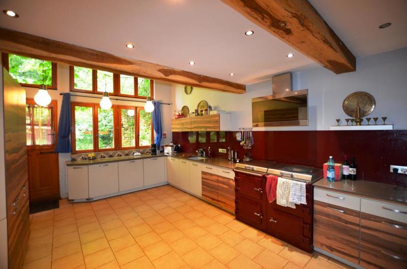 Maison de domaine équestre - 407 m² - 13 pièces