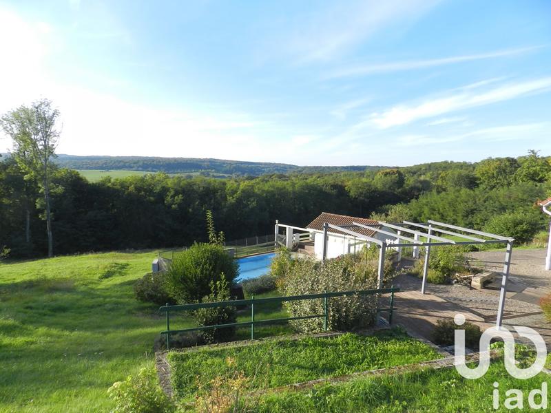 Maison - 240 m² - 9 pièces