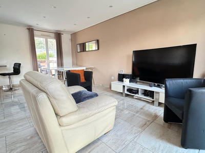 Maison - 121 m² - 6 pièces