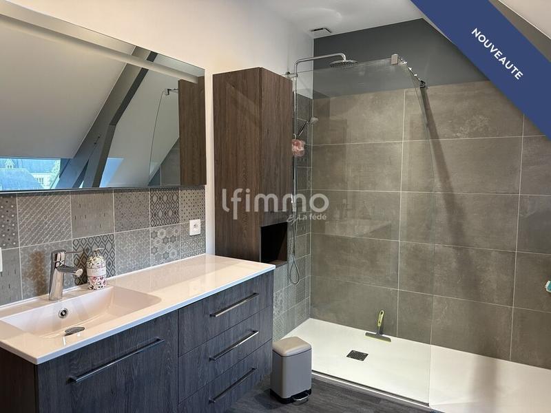 Duplex - 247 m² - 8 pièces