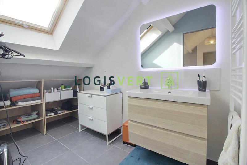 Maison - 107 m² - 6 pièces