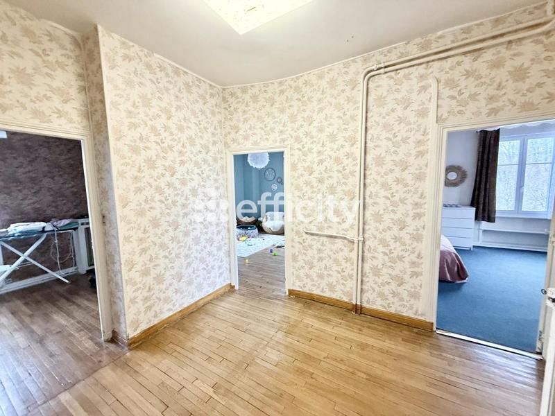 Demeure - 395 m² - 12 pièces