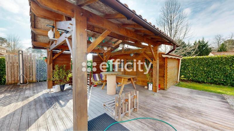 Maison - 185 m² - 6 pièces